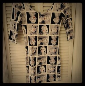 Marilyn Monrone dress